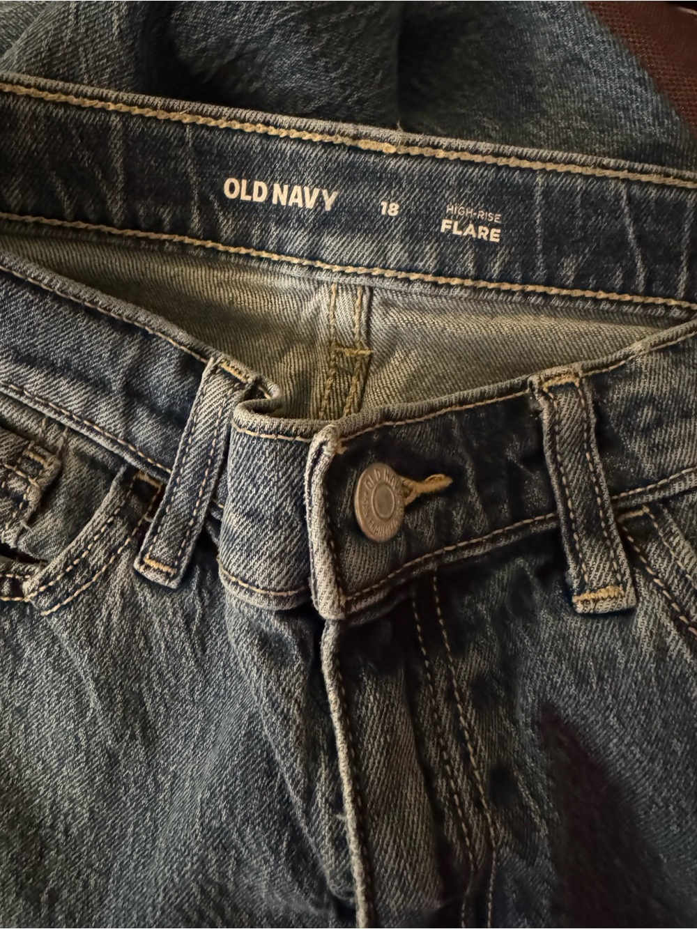 Old Navy High Rise Dark wash distressed bootcut jeans
Size S - Picture 6 of 7